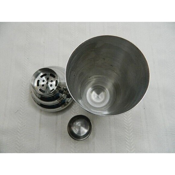 ONEIDA Stainless 18/8 Beverage/Cocktail Shaker 3 Piece 8.5" Tall - Picture 7 of 8